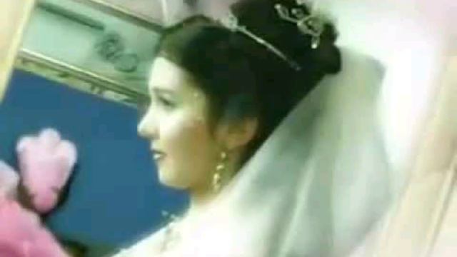 Феруза Каримова Ой бор кизим омон бор кизим/Feruza Karimova Oy Bor Qizim  /JURNALIST QÒSHIQLARi