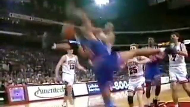 Bulls vs Knicks Rivalry Part 2: The Battle Rages On (1994 & 1996 Playoffs) смотреть онлайн