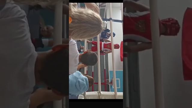 соревнования по боксу в городе сорочинск,реальная жизнь и реальный бокс!!! (1 раунд) смотреть онлайн
