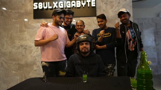 The HELMET GAME - Ft. S8UL смотреть онлайн