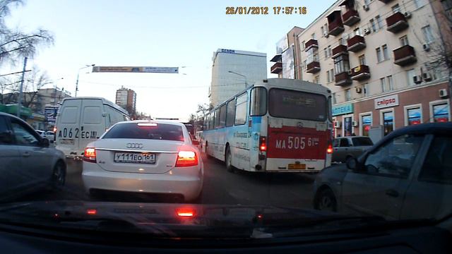 Видеорегистратор AutoExpert DVR-888 (пример видео)