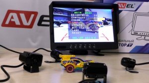 Недорогой автомобильный монитор со встроенным квадратором для установки на приборную панель