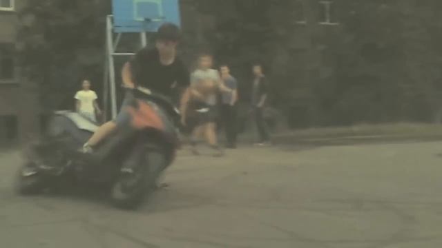 Пятоки на шторме. смотреть онлайн