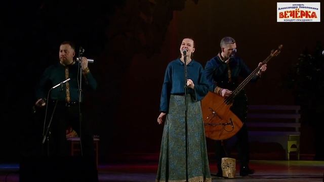 "Потеряла утром я одну сережку" Песня на разрыв души! Поет Александра Тушина! смотреть онлайн