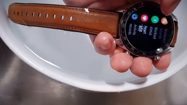 Huawei Watch GT -WATER test-. смотреть онлайн