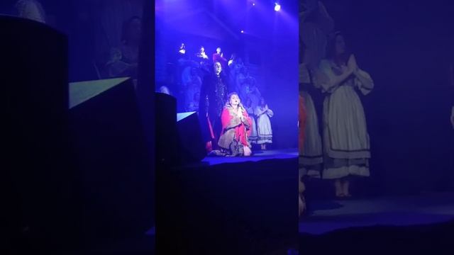 Легенда Трансильвании. Театр Песни КГУ. Зов этот вечен, бессилен разум перед ним... смотреть онлайн