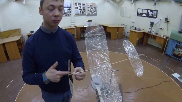 О комнатной авиамодели с резиномотором смотреть онлайн