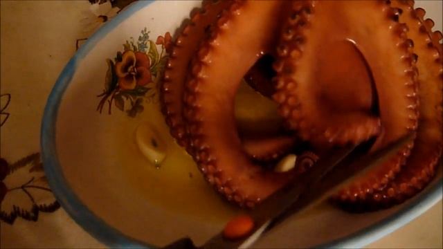 Как приготовить осьминога салат с осьминога смотреть онлайн