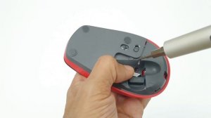 Logitech M190 Mouse - Disassembly