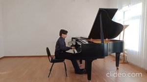 Сидельников Кирилл  П  Чайковский Белые ноч  Э  Григ Шествие гномов