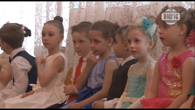 Выпускной праздник в детском саду «Солнышко» смотреть онлайн