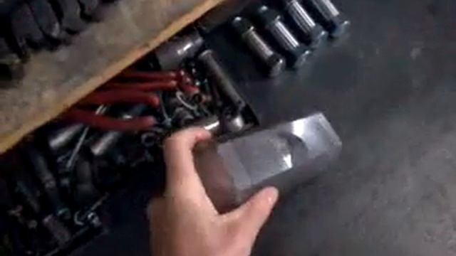 приспособление для зажима дрели в токарном станке (часть 1) смотреть онлайн