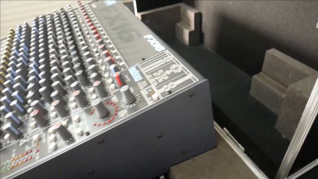 SOUNDCRAFT FX16 อังกฤษแท้ มาพร้อม RACK สวย 99% สมบูรณ์สุด รับประกัน 3 เดือน เสียงหนามาก กลางแหลมสด смотреть онлайн