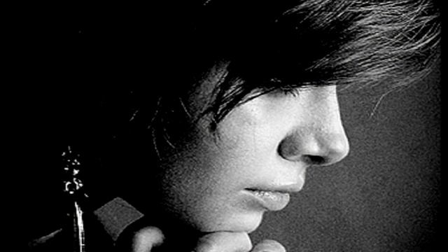 Вам не хватает любви? Ну так пойдите купите за серебряники свои