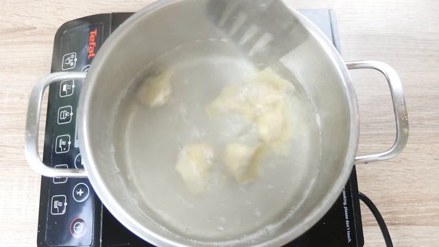 2 Wonton Recipes - Wonton Soup & Szechuan Wonton (Chao Shou) 餛飩湯 & 紅油抄手