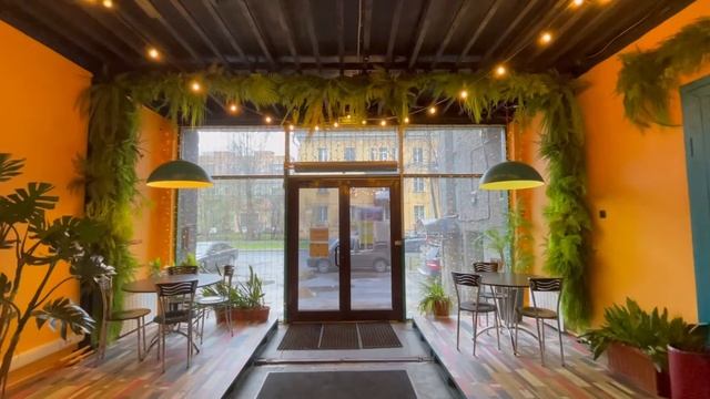 Озеленение кафе при отеле Jenavi Club HOTEL