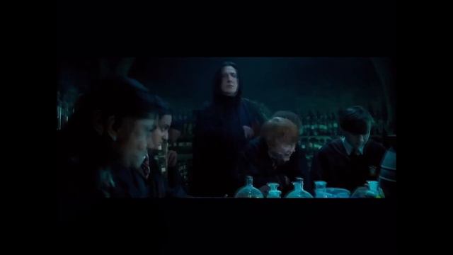 Snape hitting Ron loop 20 seconds смотреть онлайн