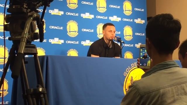 Stephen Curry said he had flashbacks tonight of addressing Oracle 3 yrs ago, but having to go home смотреть онлайн