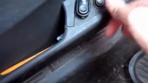 Заменить кнопку стеклоподъемника на ВАЗ 2115