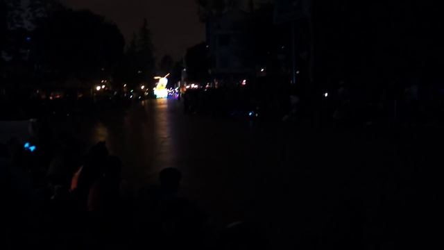 Disneyland: Paint the Night Parade (Full Parade) смотреть онлайн