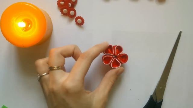 МК полянка с цветами (техника канзаши) смотреть онлайн