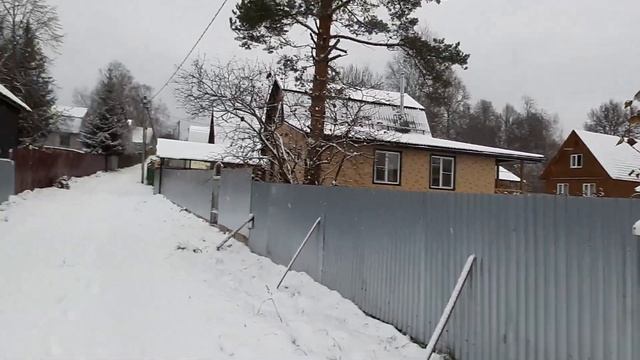 Поздней осенью на даче / Четвёртая серия смотреть онлайн