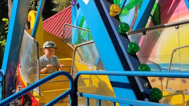 Бабушкинский парк, июль 2022 смотреть онлайн