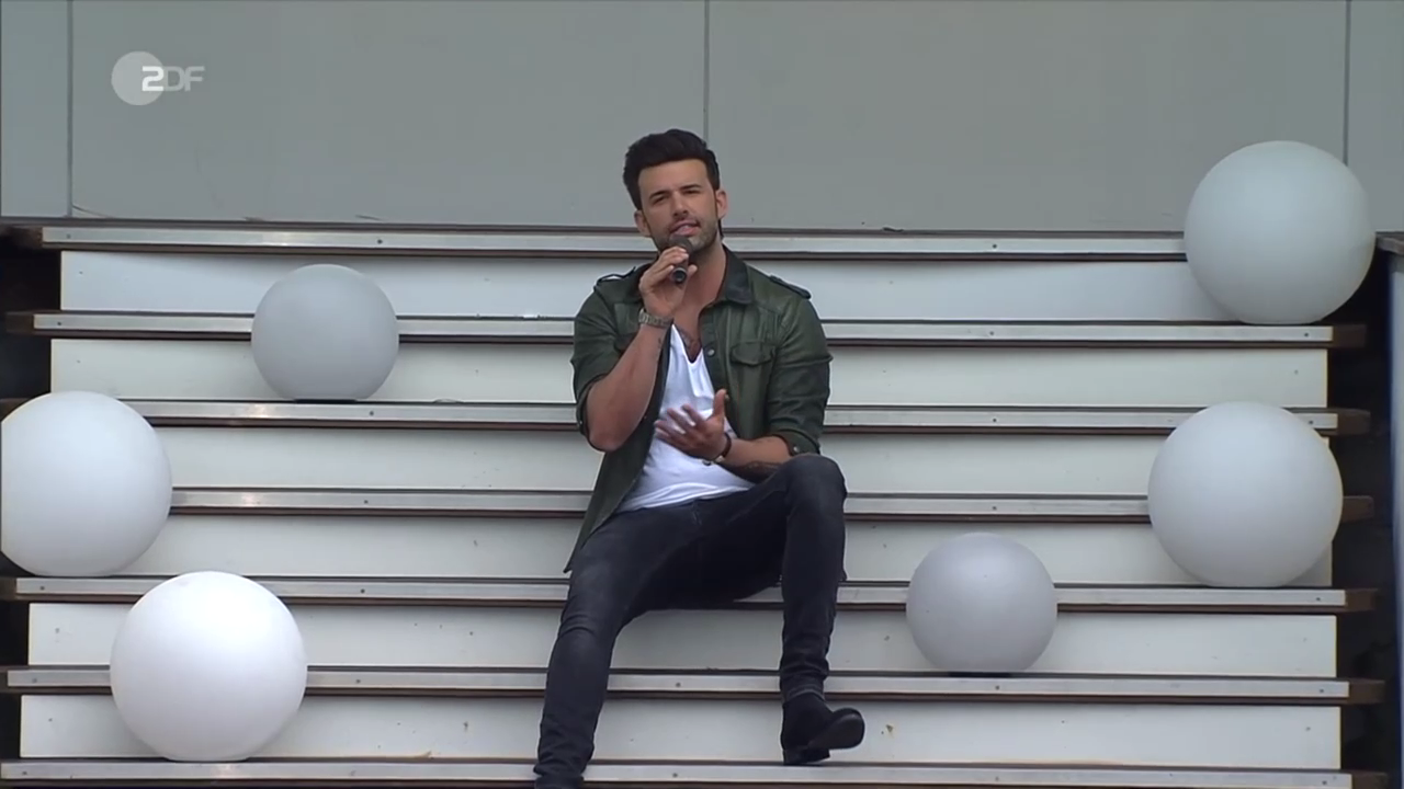 Jay Khan - Dein Bodyguard (ZDF Fernsehgarten 05.07.2017)