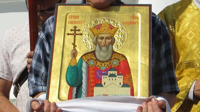 Крестный ход вокруг Оковецкого собора в день памяти святого равноапостольного князя Владимира смотреть онлайн