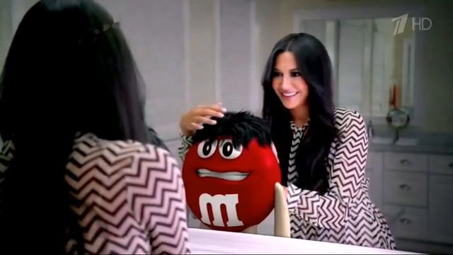 Музыка из рекламы M&M'S - Любовь - когда ты готов на все (Ная Ривера) (2015) смотреть онлайн
