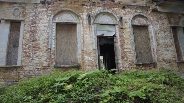 КТО ЭТО ВОССТАНОВИТ??/Церковь Рождества Пресвятой Богородицы и Усадьба Ляхово | Обитатели руин смотреть онлайн