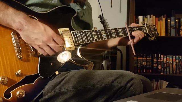 Improvisation_12: Waltzy looped improvisation on the prepared Ibanez JSM-10 into the Bluguitar Amp1 смотреть онлайн