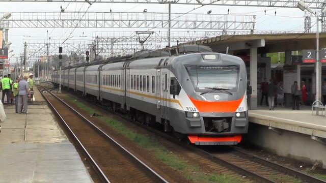 Электропоезд ЭП2Д-0011 ЦППК станция Подольск смотреть онлайн