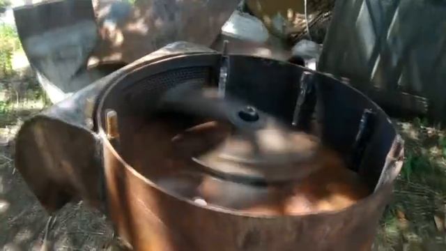 ЗЕРНОДРОБИЛКА-СЕНОРЕЗКА СВОИМИ РУКАМИ. Мощнейшая. смотреть онлайн
