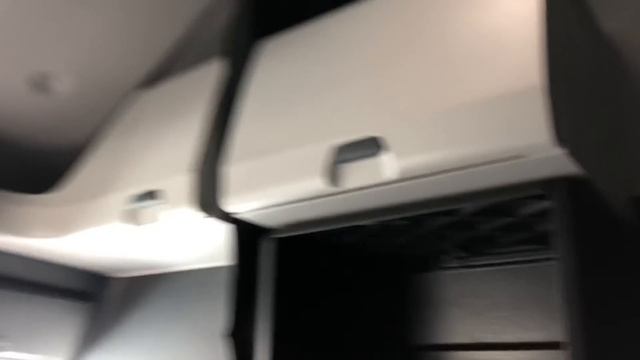 Забрал новый трак Freightliner Cascadia 2019 года в городе Детройт. Обзор кабины нового Фредди. смотреть онлайн