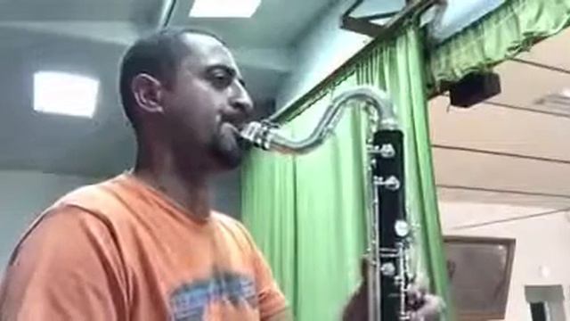 Bach suite n°1 "prelude" for Cello on Bass Clarinet! смотреть онлайн