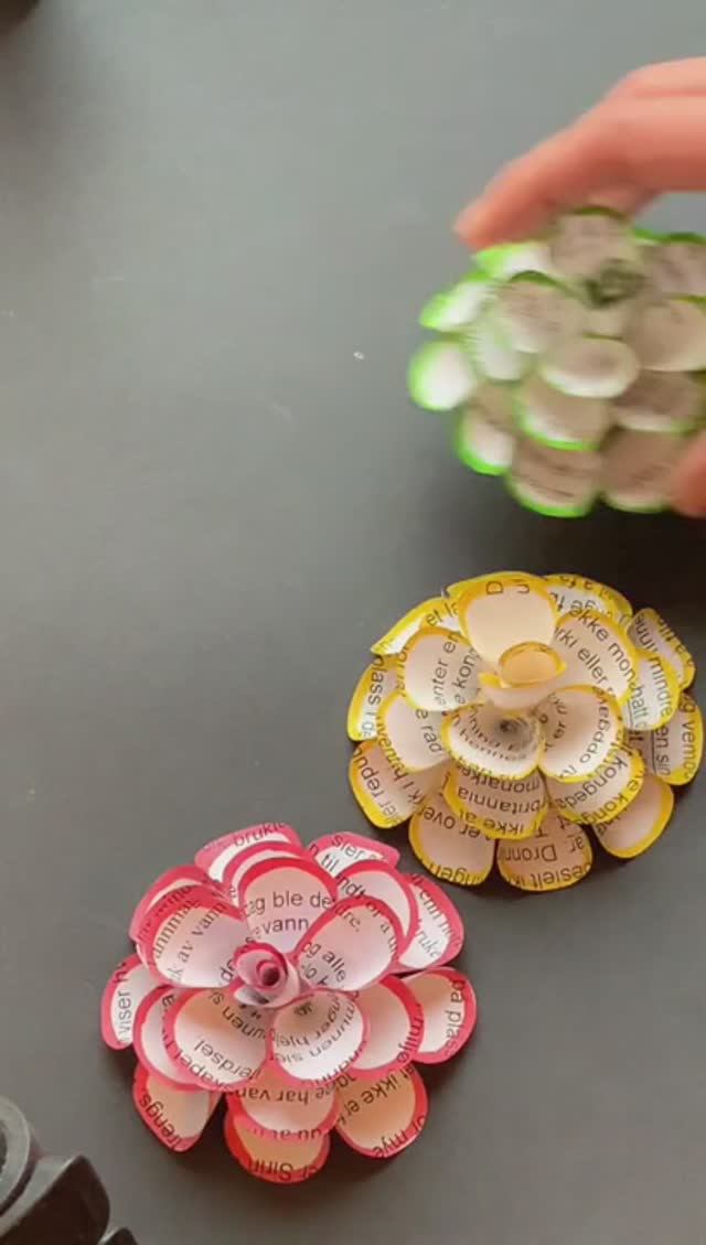 #shorts Как сделать Простой Цветок из газеты смотреть онлайн