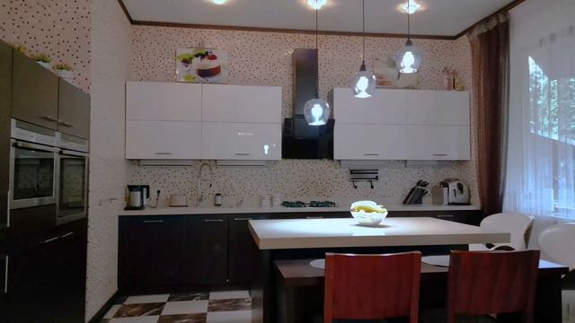 К продаже предлагается 3-х уровневый кирпичный дом под ключ площадью 499.9 кв м в европейском стиле смотреть онлайн