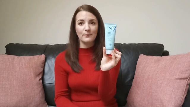 No7 skincare review! Radiant Results + Essential Moisture смотреть онлайн