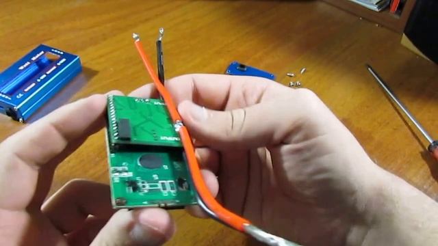 А что внутри :) Ватт метр DC 60 В / 100A смотреть онлайн