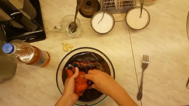 Приготовление закуски из перца. Настоящий болгарский рецепт смотреть онлайн