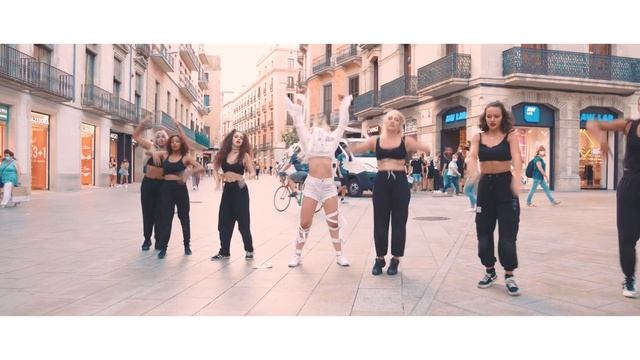 [KPOP IN PUBLIC] HWASA (화사)- 'MARIA (마리아)' Song & Dance Cover | Xènia смотреть онлайн