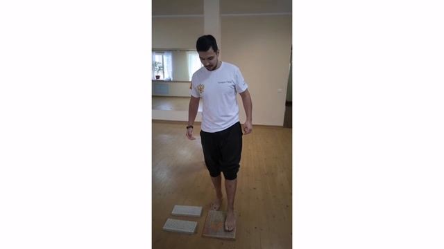 Практика стояние на гвоздях смотреть онлайн