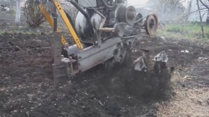 Мотоблок урал УМЗ-5Б или малогабаритный одноосный пешеходный трактор