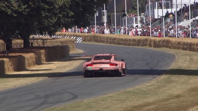 10 incredible Porsches at FOS смотреть онлайн