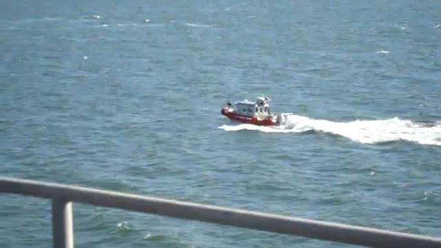 Small Coast Guard Escort смотреть онлайн