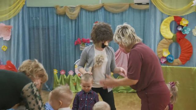 Утренник 8 марта . Голубое . Солнышки 2. смотреть онлайн