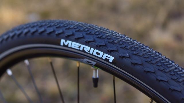 What Is A Hybrid Bike | Beginners Guide | Tredz Bikes смотреть онлайн