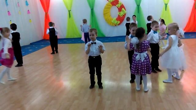 Полька в садике. Конкуренция. смотреть онлайн