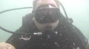 Погружение под воду с аквалангом